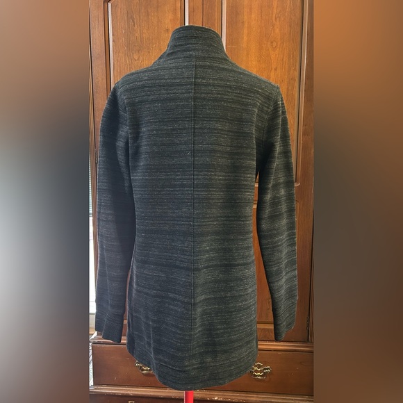 Duluth Trading Co Charcoal Heather Crewneck Sweater - Picture 4 of 9